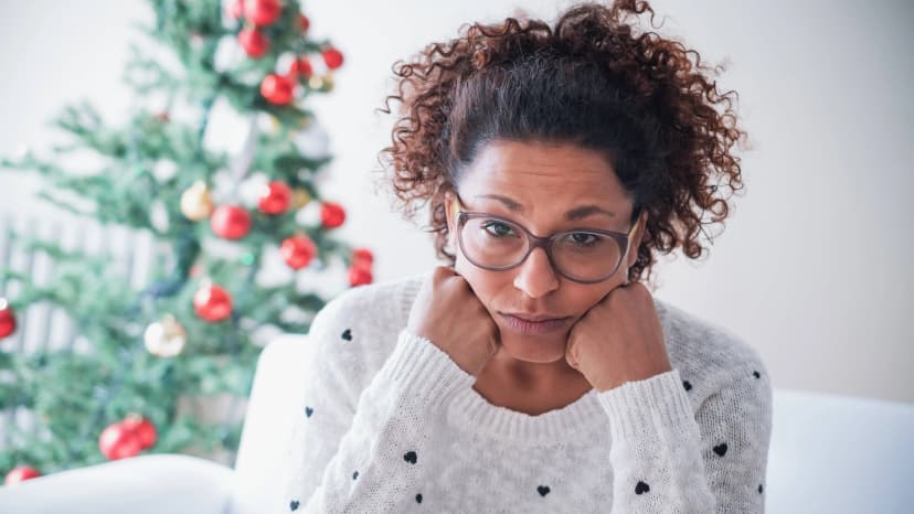 Seeing Everyone's 'Perfect' Holiday in Laredo? Why You Feel Lonely in a Connected City.